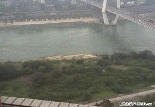一中标准三房江景房家电全齐只租1800元 木地板 - 宜宾28生活网 yb.28life.net