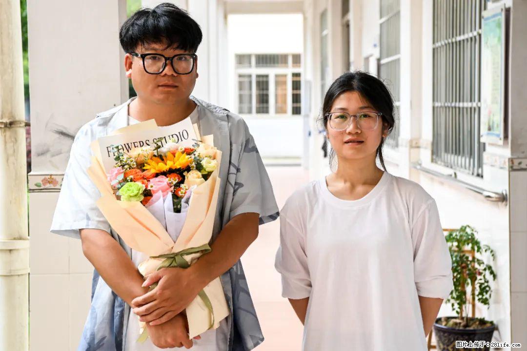 全网追的“扁担女孩”，找了一份暑假工，时薪12元 - 宜宾生活资讯 - 宜宾28生活网 yb.28life.net